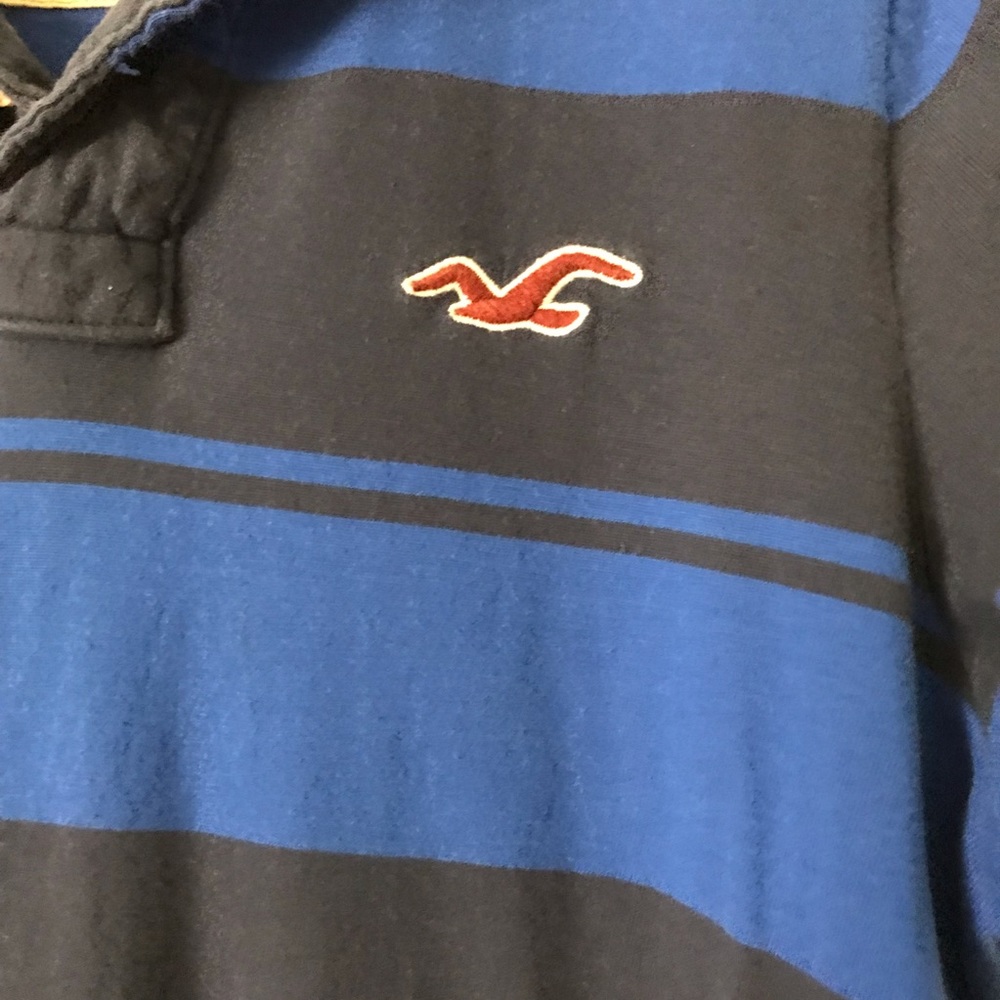Hollister Shirt 👕 - Picture 2 of 5